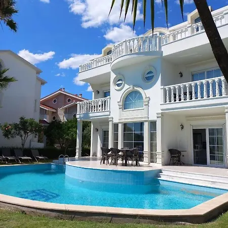 Βίλα Villas Μπέλεκ