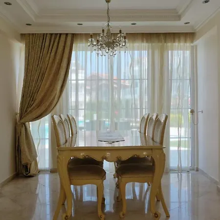 Βίλα Villas Μπέλεκ